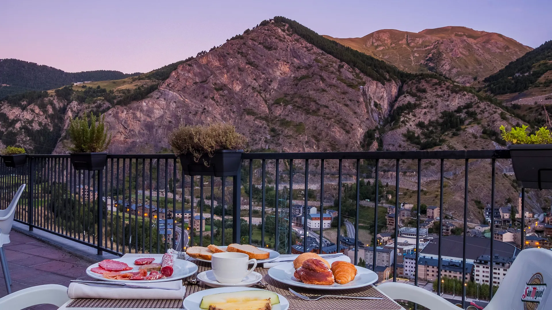 Aj Hotel And Spa Canillo